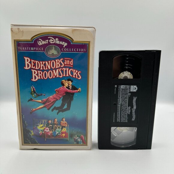 Bedknobs And Broomsticks Walt Disney Masterpiece Collection VHS 1994 - Picture 3 of 3